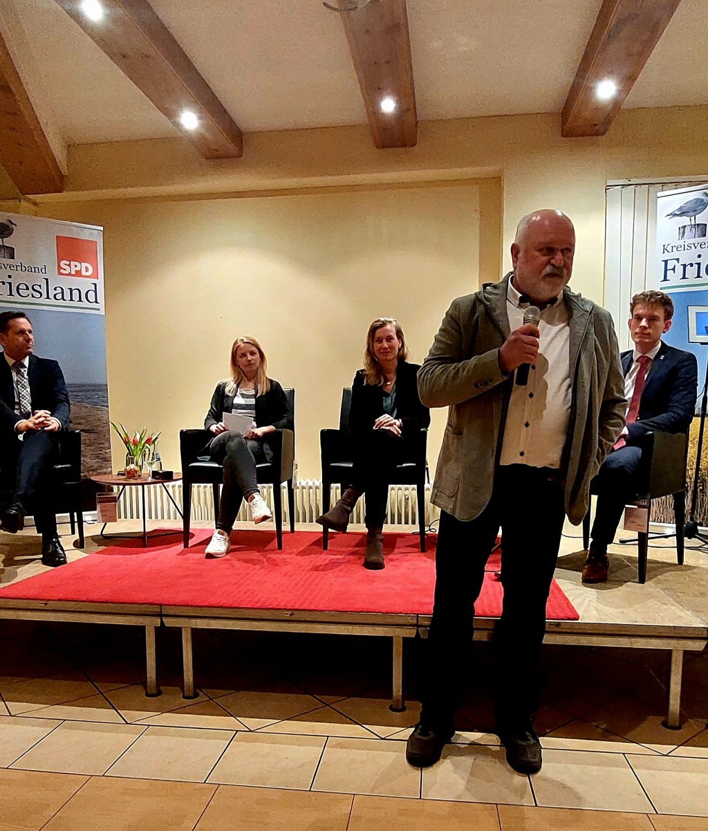 Podiumsdiskussion zur Bundestagswahl